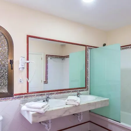 빌라 Oasis By 코라레호